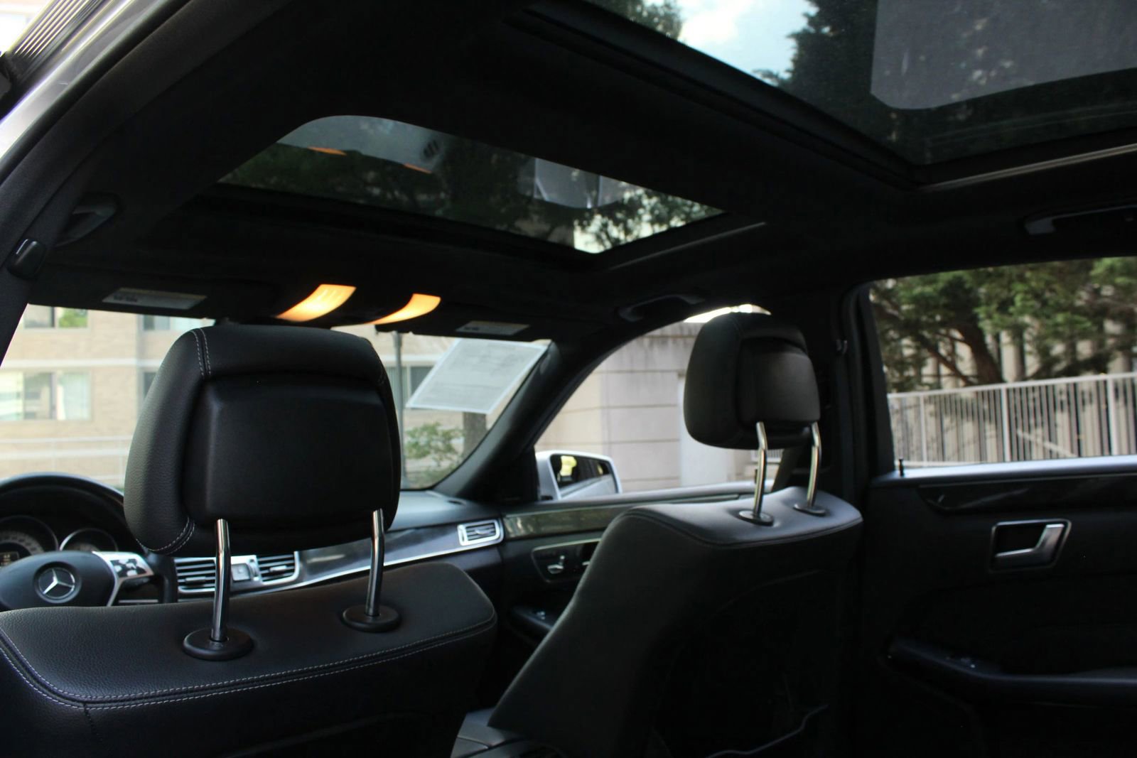 Used 2014 Mercedes-Benz E 350 4MATIC Sedan w/ Premium 1 Package image 21