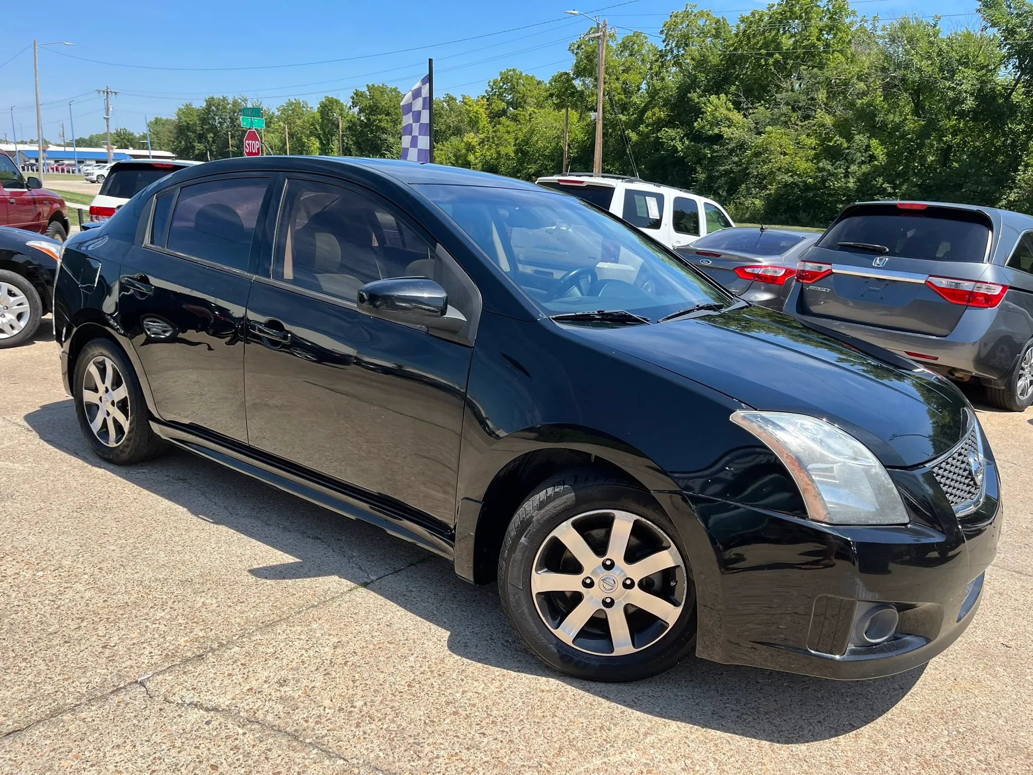 Used 2011 Nissan Sentra 2.0 SR w/ Special Edition Pkg FWD image 6
