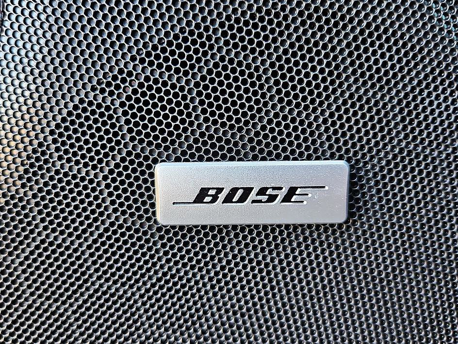 New 2026 Chevrolet Suburban RST w/ RST Capability Package AWD/4WD image 23