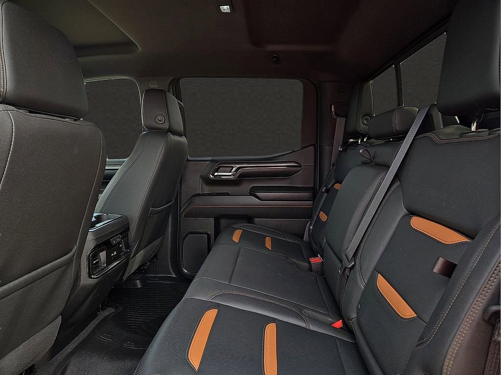 Used 2023 GMC Sierra 1500 AT4 w/ AT4 Premium Package image 8
