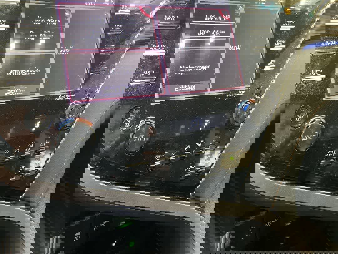 Used 2018 Toyota Camry XLE image 20