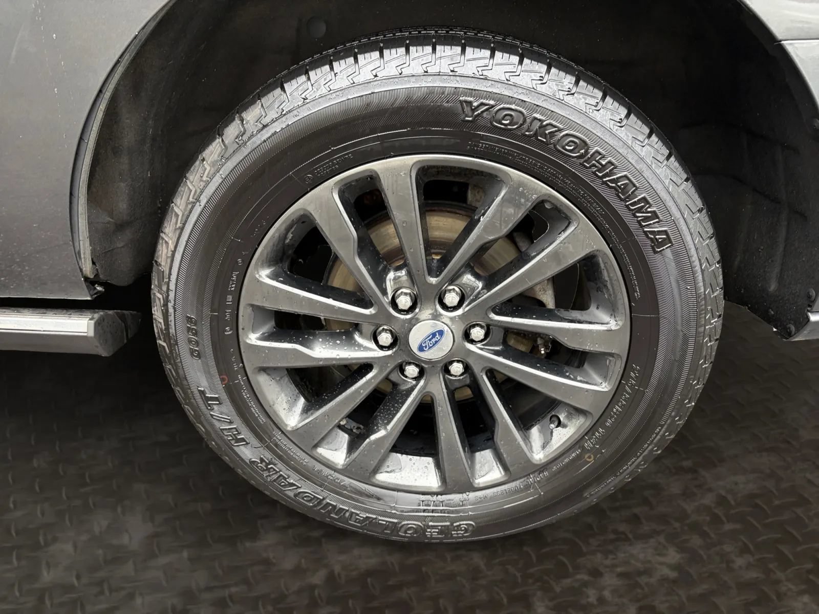 Used 2019 Ford Expedition Limited AWD/4WD image 41
