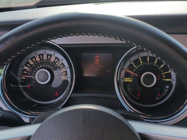 Used 2013 Ford Mustang Premium image 21