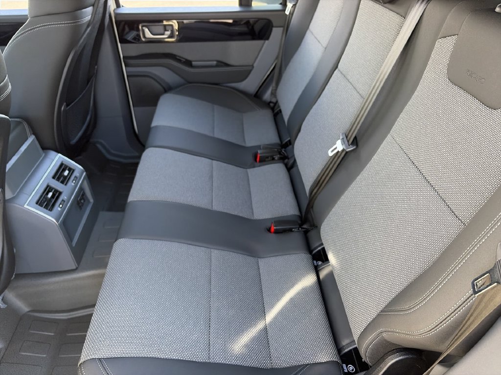 New 2026 INEOS Grenadier Station Wagon AWD/4WD image 23