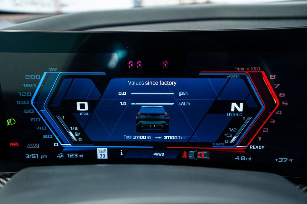 Used 2023 BMW XM AWD/4WD image 43