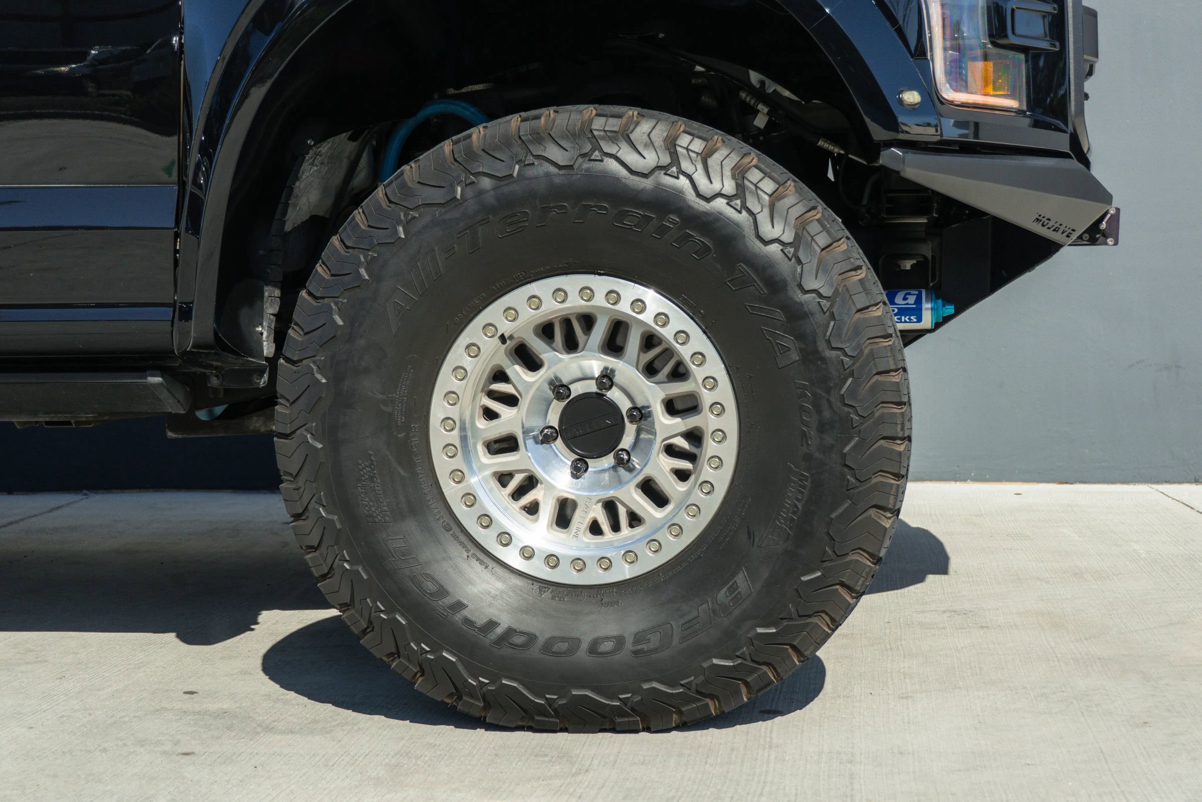 Used 2017 Ford F150 Raptor w/ Equipment Group 802A Luxury image 36