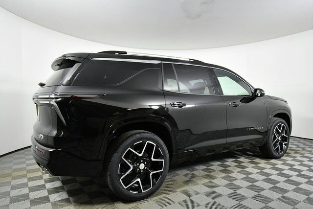 New 2026 Chevrolet Traverse High Country w/ LPO, Floor Liner Package image 10