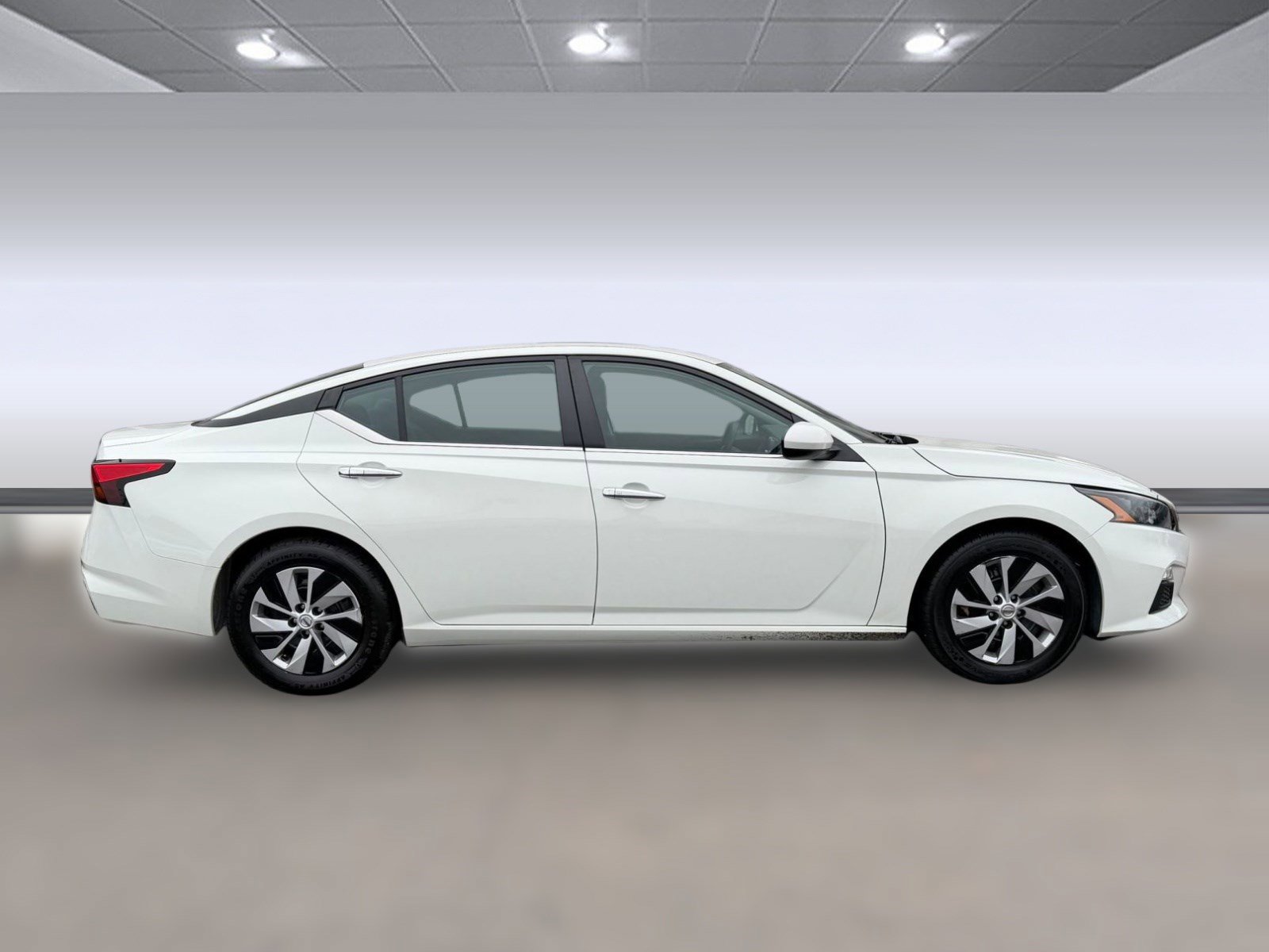 Used 2022 Nissan Altima 2.5 S image 8