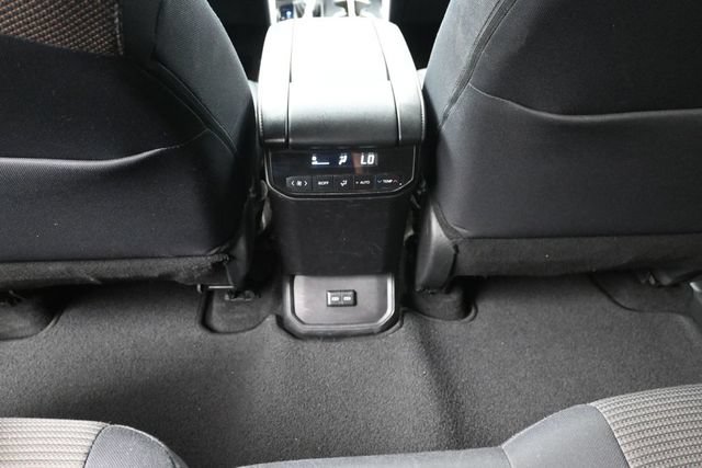 Certified 2024 Toyota Highlander LE AWD/4WD image 25