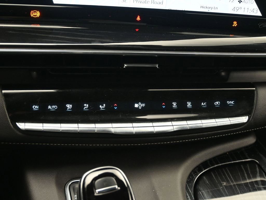 Used 2023 Cadillac Escalade Sport AWD/4WD image 18