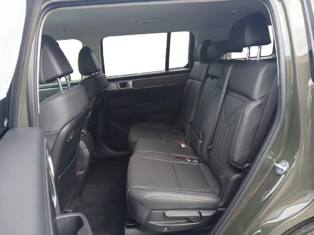 New 2026 Hyundai Santa Fe SEL FWD image 13