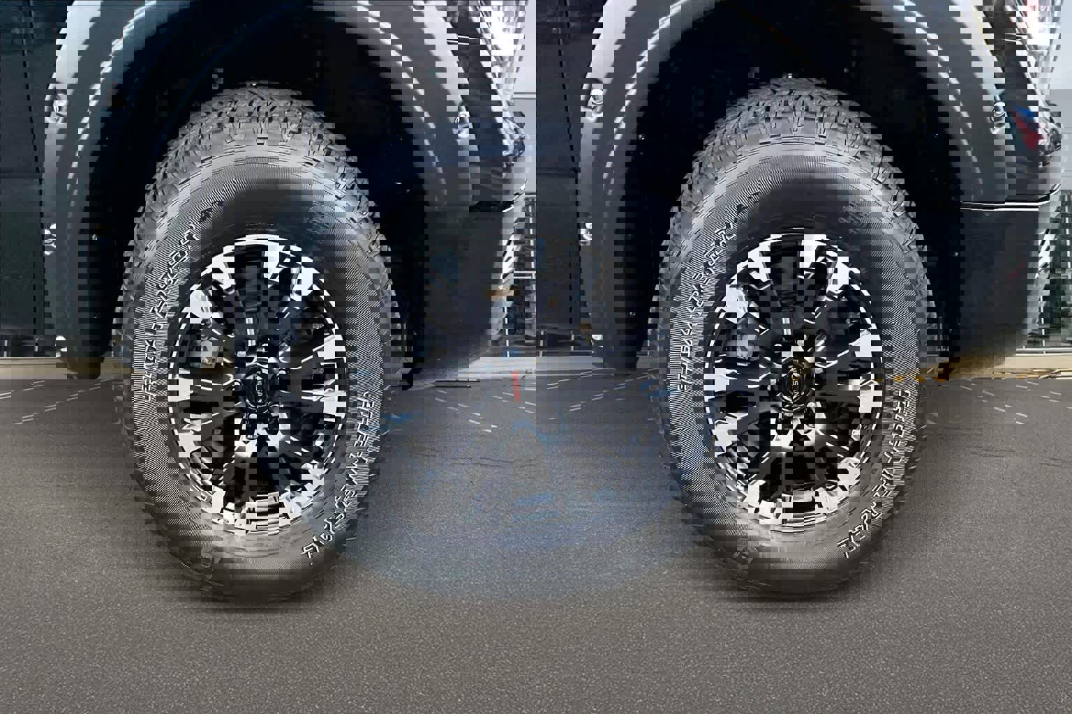 Used 2021 Nissan Titan PRO-4X w/ Pro-4x Convenience Package image 34