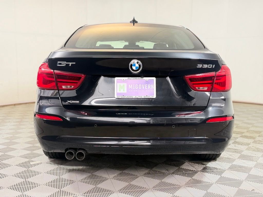 Used 2019 BMW 330i Gran Turismo xDrive image 5