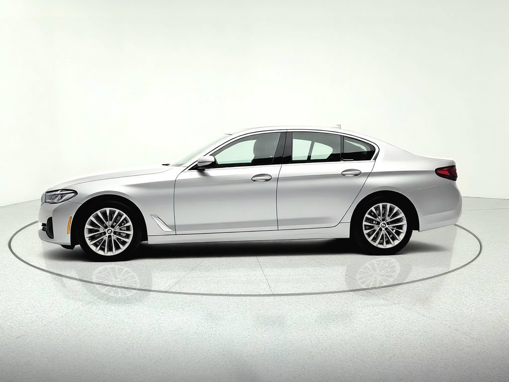 Used 2021 BMW 530i xDrive AWD/4WD image 4