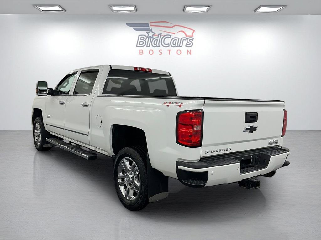 Used 2015 Chevrolet Silverado 2500 High Country w/ High Country Premium Package image 6