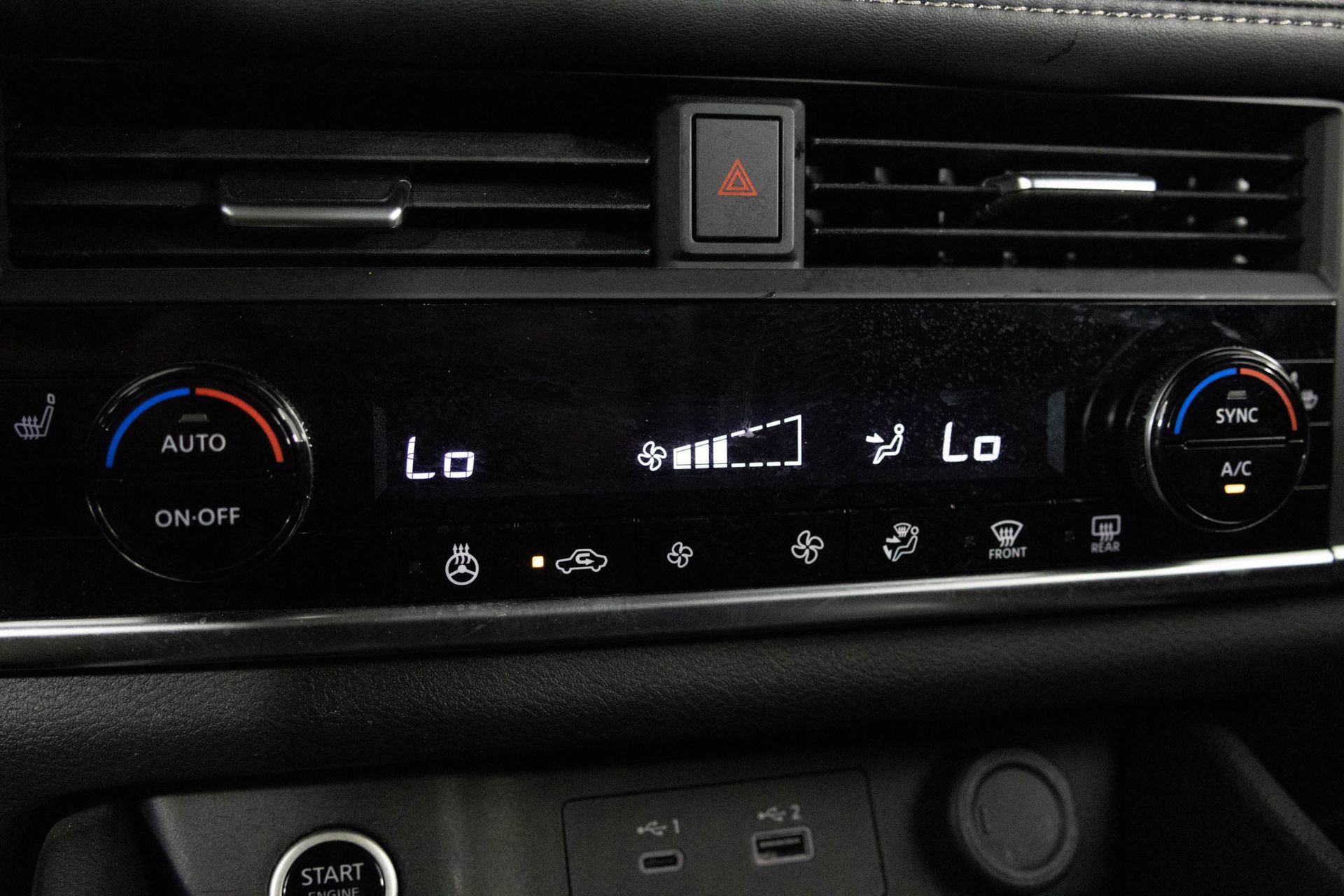 Used 2023 Nissan Rogue SV w/ SV Premium B Package image 25