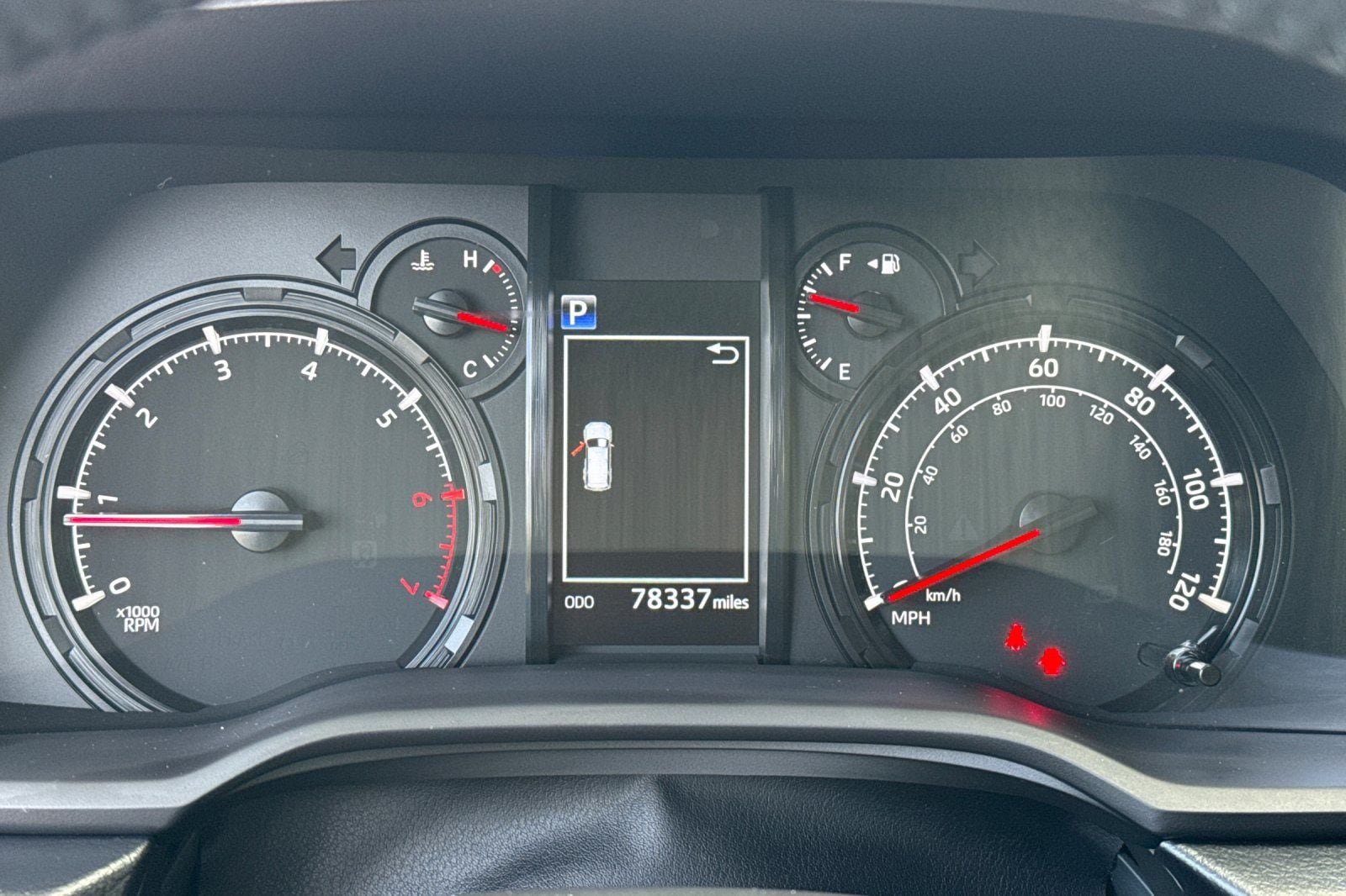 Used 2020 Toyota 4Runner SR5 Premium AWD/4WD image 31