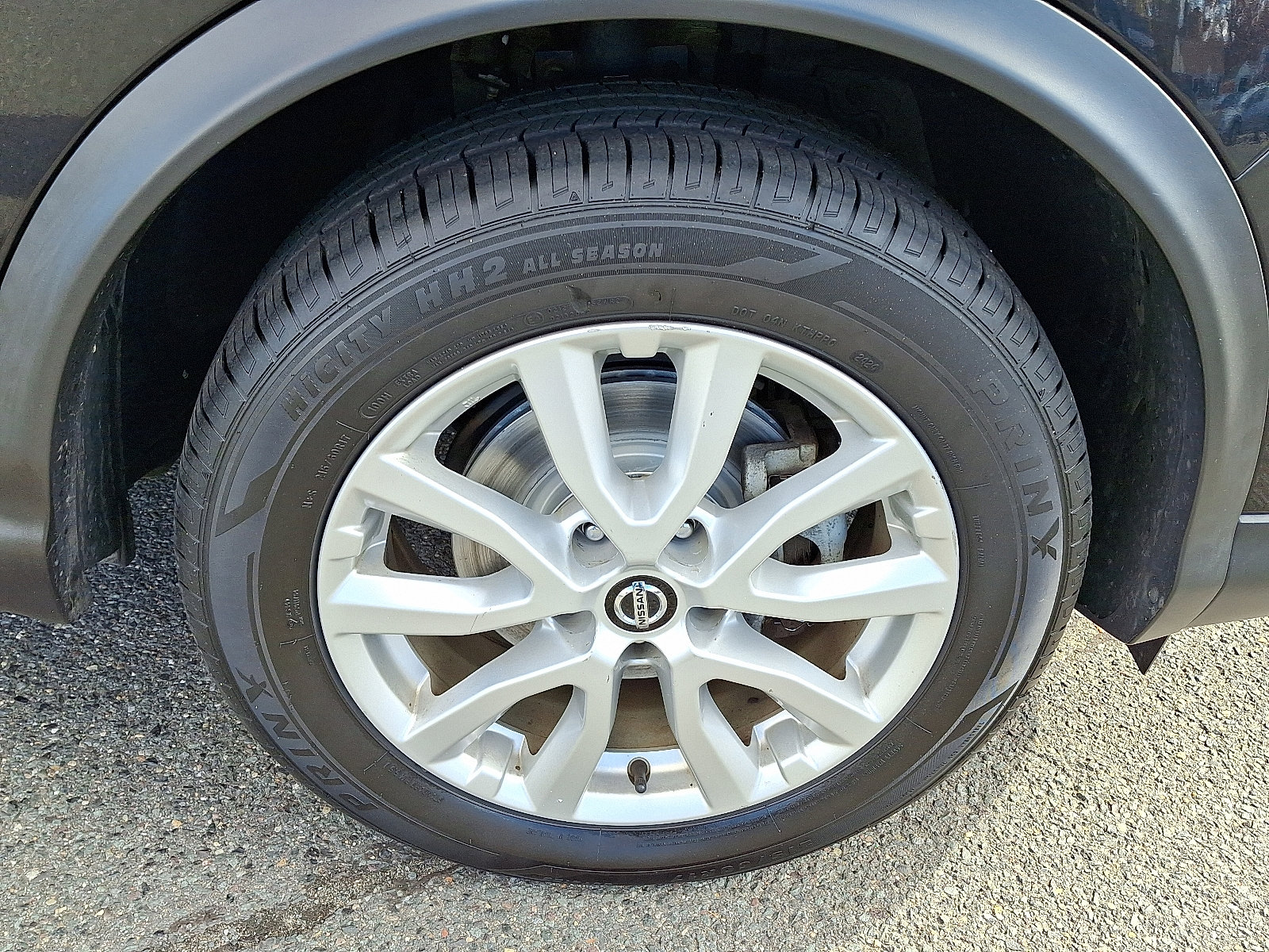 Used 2020 Nissan Rogue Sport SV image 8