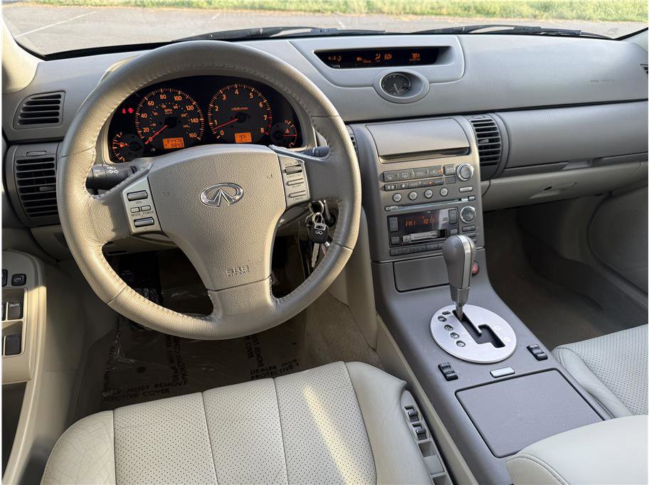 Used 2004 INFINITI G35 Sedan RWD image 11