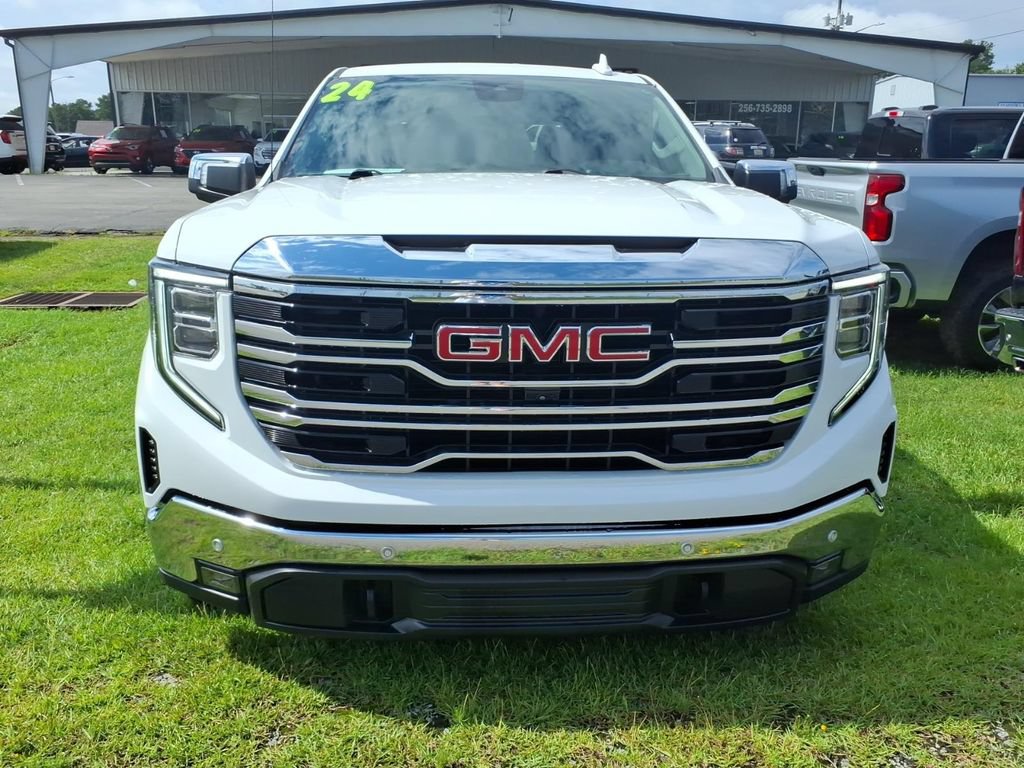 Used 2024 GMC Sierra 1500 SLT w/ SLT Premium Plus Package AWD/4WD image 2