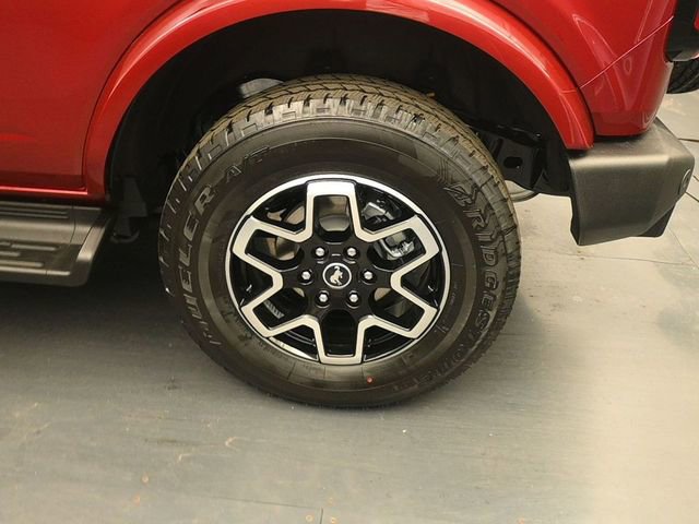 New 2026 Ford Bronco Outer Banks image 9