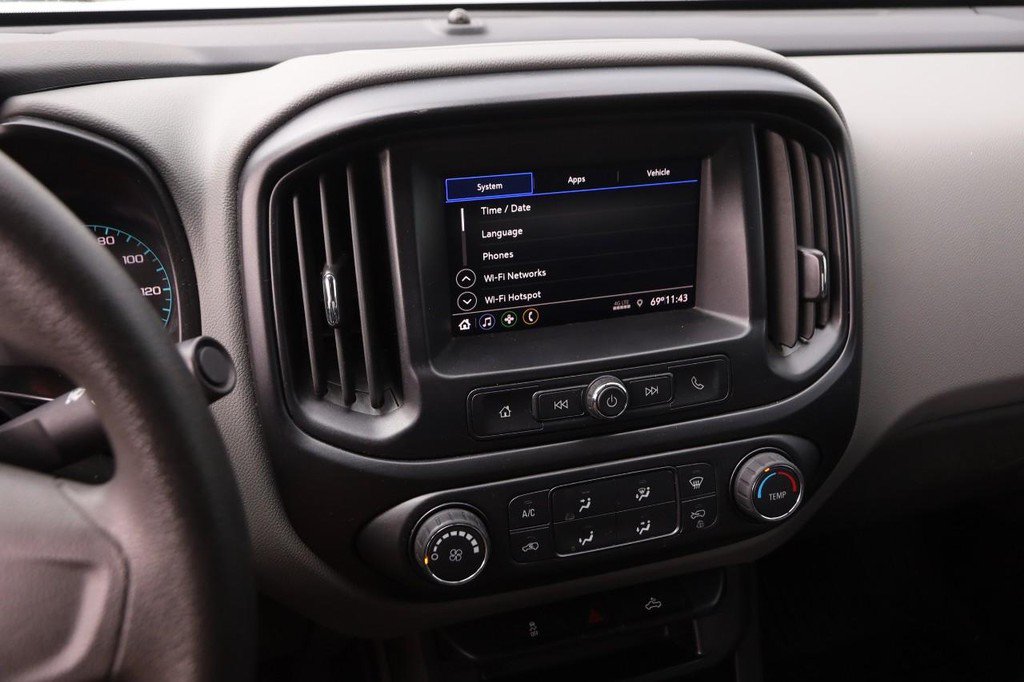 Used 2022 Chevrolet Colorado W/T RWD image 12