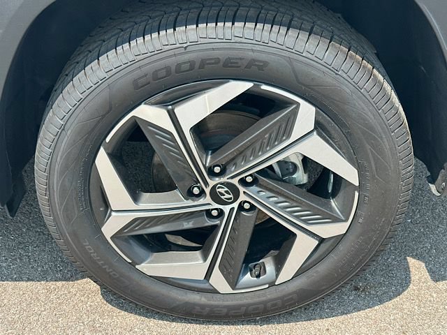 Used 2022 Hyundai Tucson Limited AWD/4WD image 32