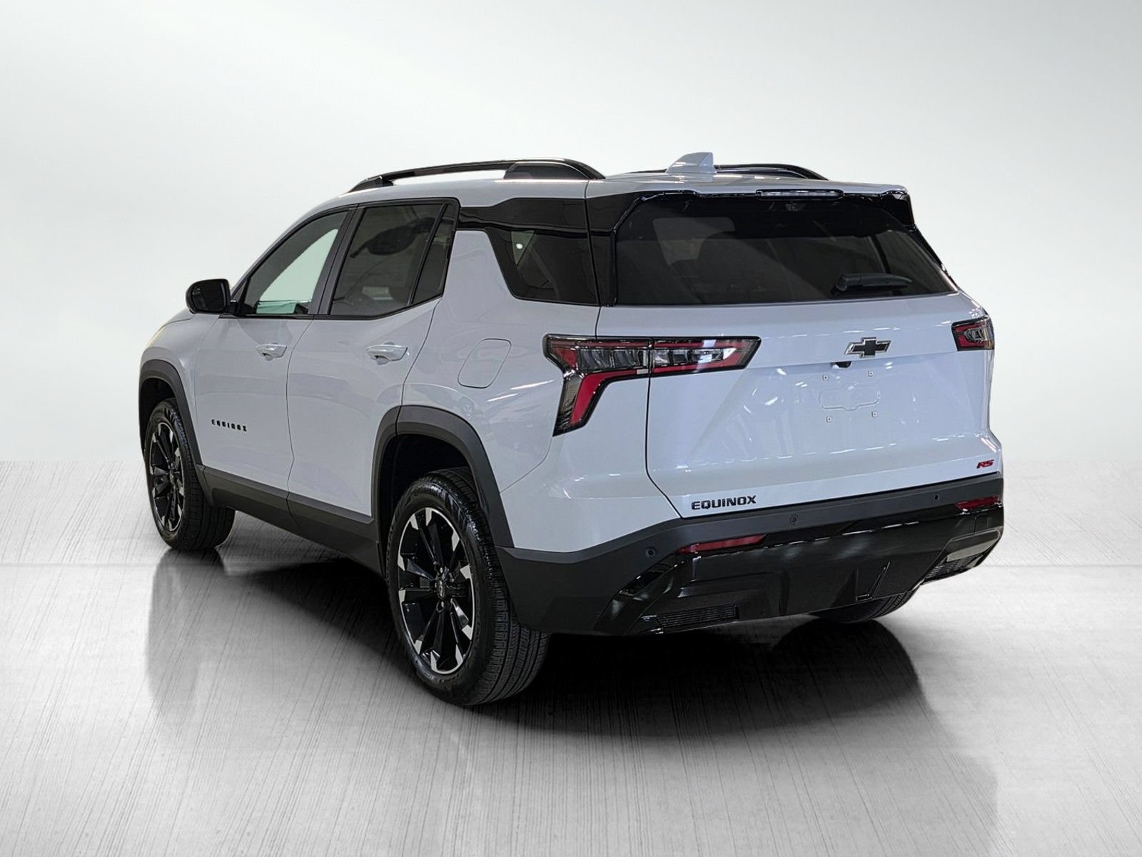 New 2027 Chevrolet Equinox RS w/ Safety and Technology Package FWD image 5