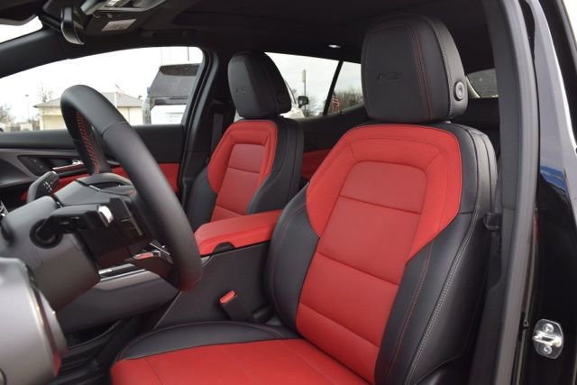 Used 2025 Chevrolet Equinox EV RS image 3