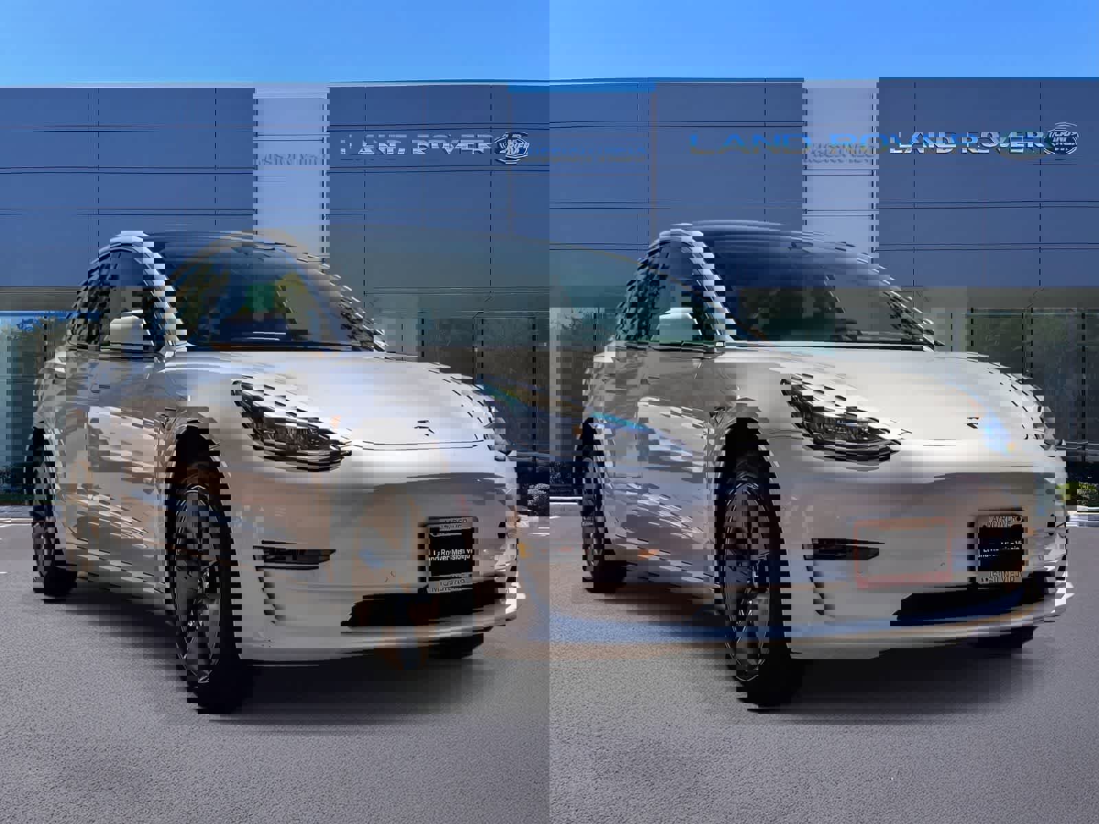 Used 2020 Tesla Model 3 Standard Range Plus RWD image 3