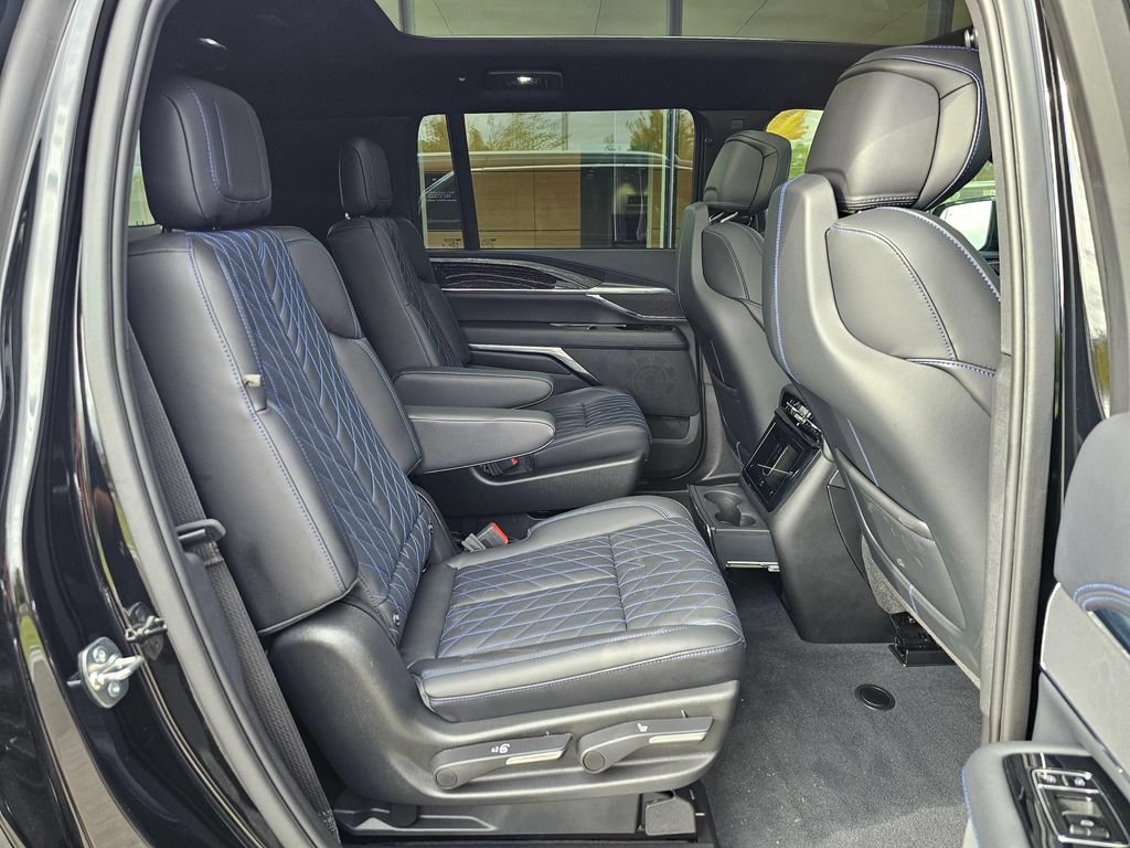 New 2026 Cadillac Escalade IQL Luxury AWD/4WD image 12