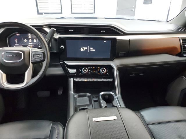 Used 2024 GMC Sierra 3500 Denali w/ Denali Reserve Package AWD/4WD image 14