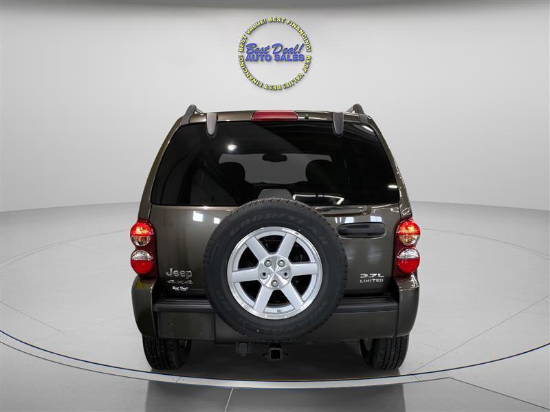 Used 2005 Jeep Liberty Limited image 5