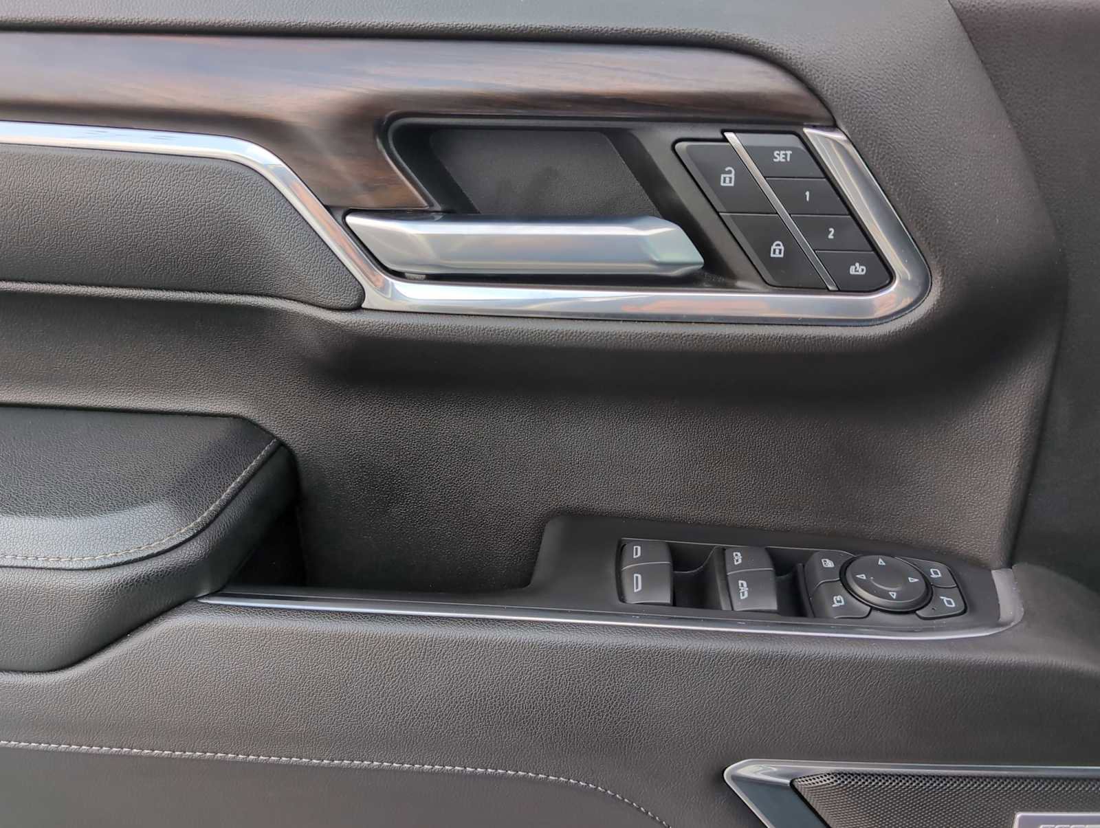 Used 2022 GMC Sierra 1500 SLT w/ SLT Premium Package image 30