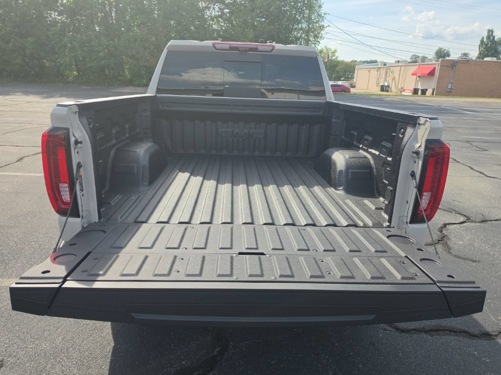 New 2026 GMC Sierra 1500 Denali w/ Denali Reserve Package AWD/4WD image 10