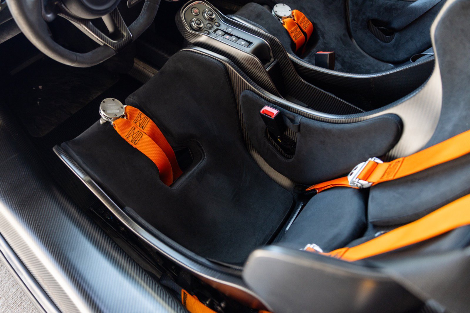 Used 2020 McLaren 620R RWD image 63