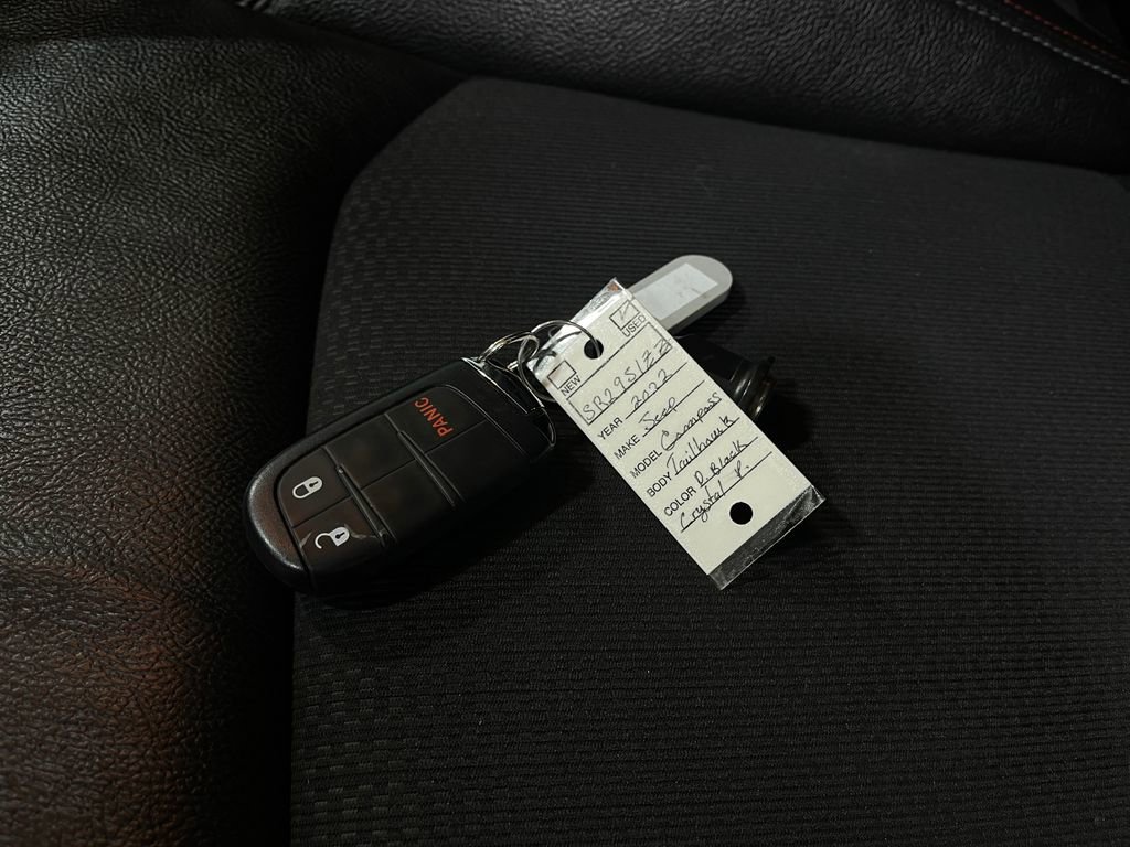 Used 2022 Jeep Compass Trailhawk image 35