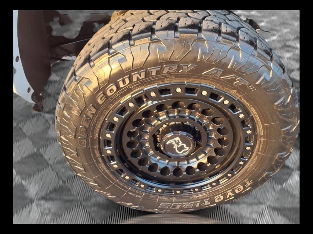 Used 2023 RAM 2500 Limited image 20