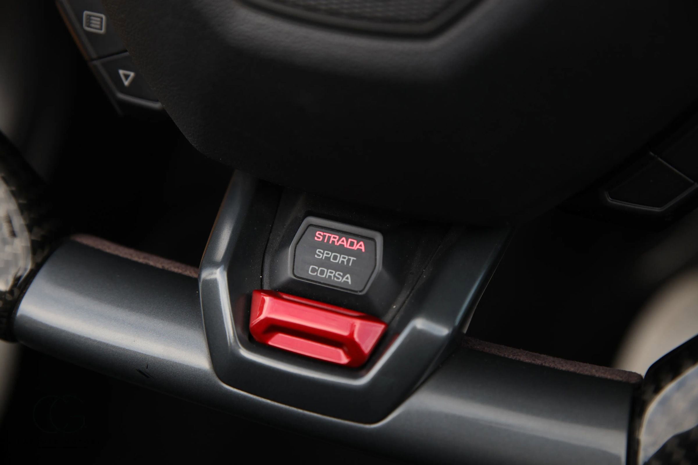 Used 2016 Lamborghini Huracan LP 610-4 image 50