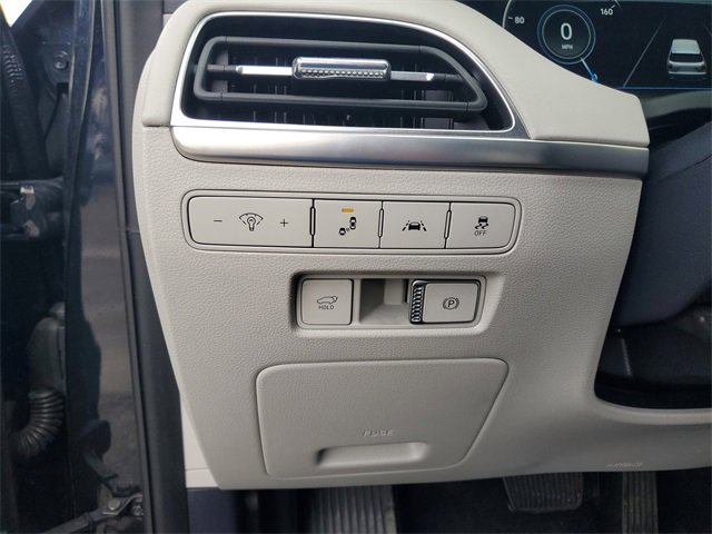 Used 2021 Hyundai Palisade Limited image 16