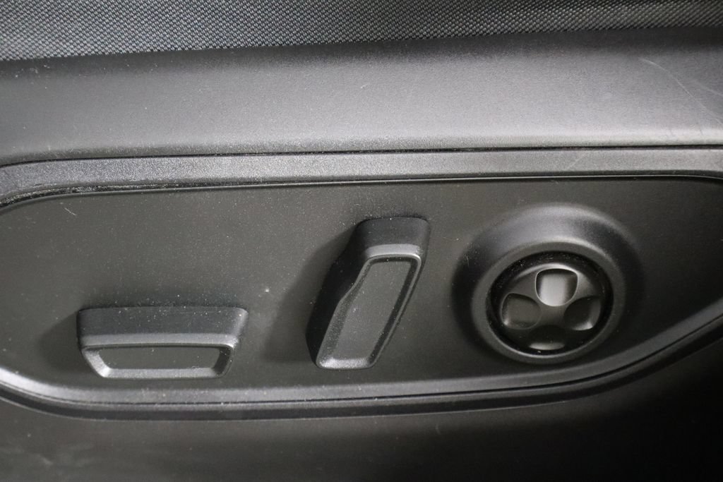 Used 2023 Jeep Grand Cherokee L Overland AWD/4WD image 27