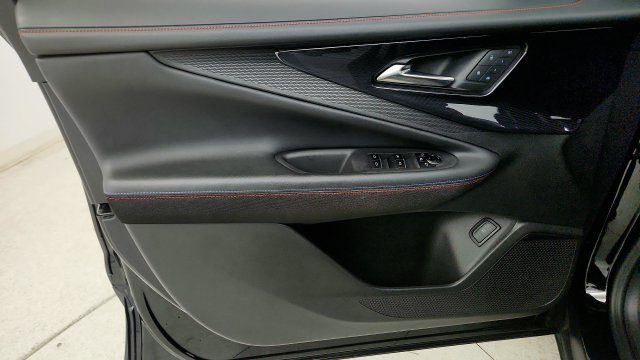 Used 2025 Chevrolet Blazer EV RS FWD image 55