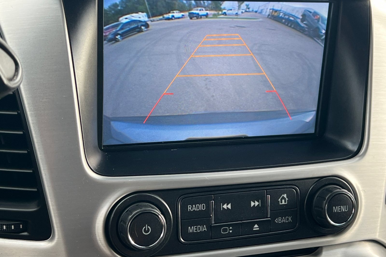 Used 2015 GMC Yukon SLE w/ Convenience Package AWD/4WD image 16