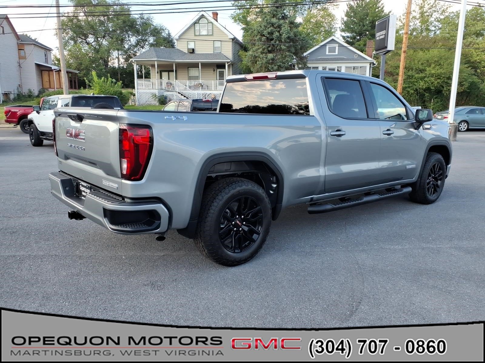 New 2026 GMC Sierra 1500 Elevation w/ Elevation Select Package AWD/4WD image 4