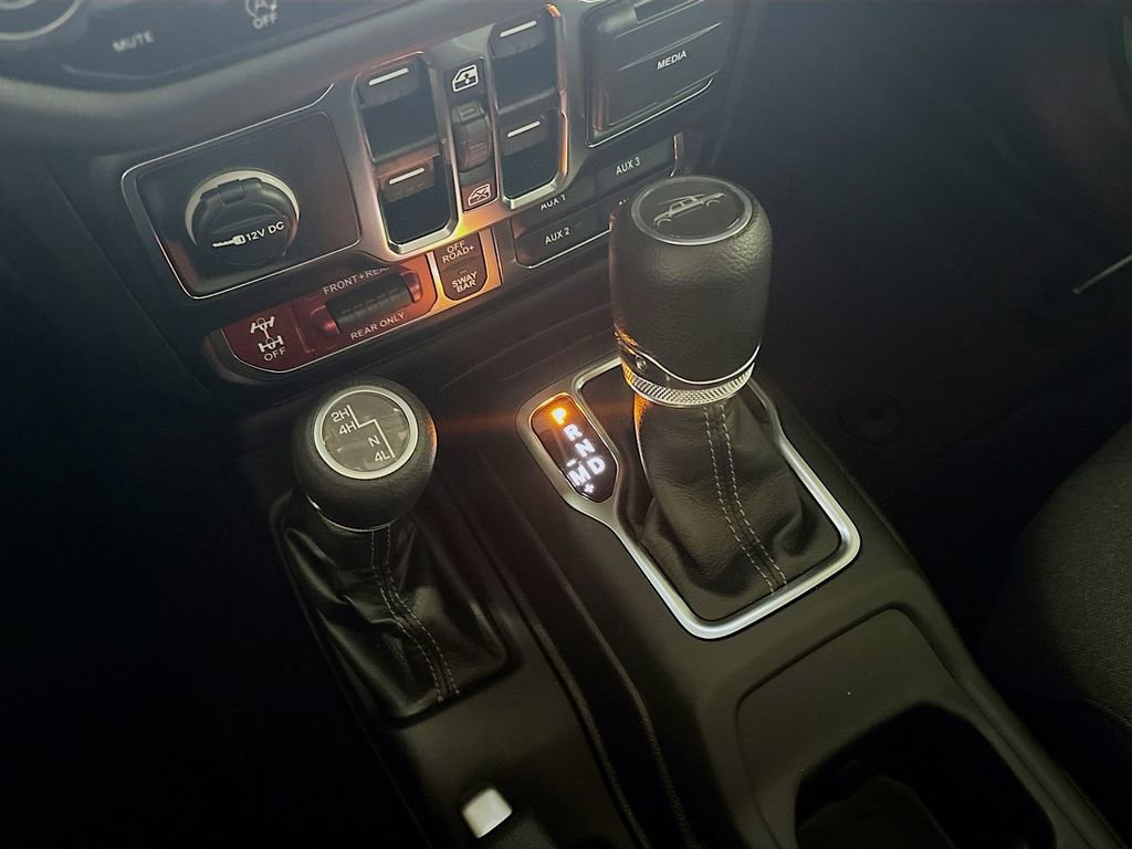 New 2025 Jeep Gladiator Rubicon w/ Convenience Group image 19
