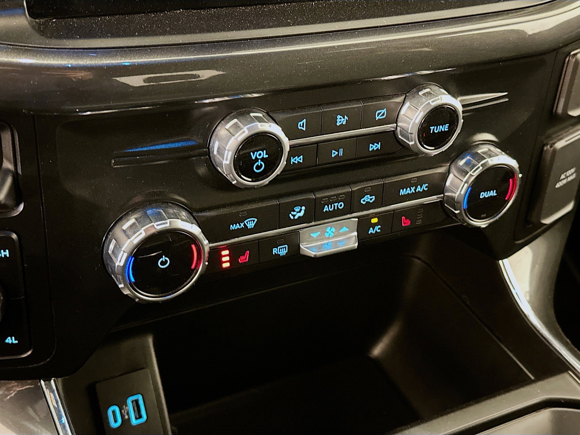 Used 2022 Ford F150 XLT w/ Equipment Group 302A High image 23