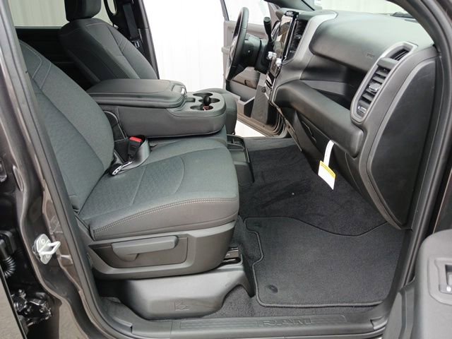 New 2026 RAM 2500 Tradesman AWD/4WD image 31