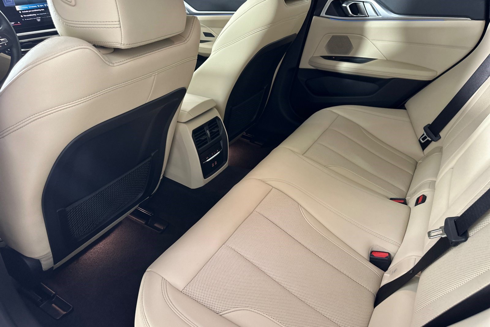 Used 2023 BMW i4 eDrive40 w/ Premium Package RWD image 30