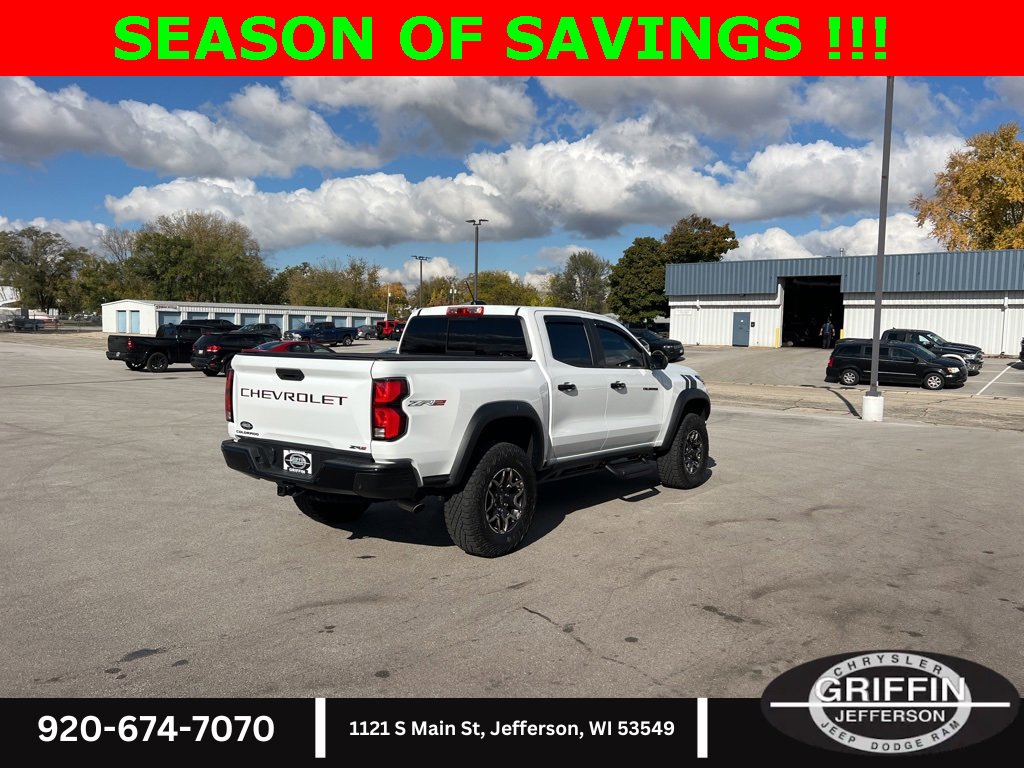 Used 2023 Chevrolet Colorado ZR2 w/ ZR2 Convenience Package III image 11