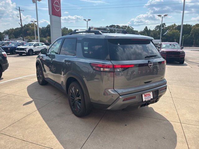 New 2026 Nissan Pathfinder SL w/ SL Premium Package FWD image 5